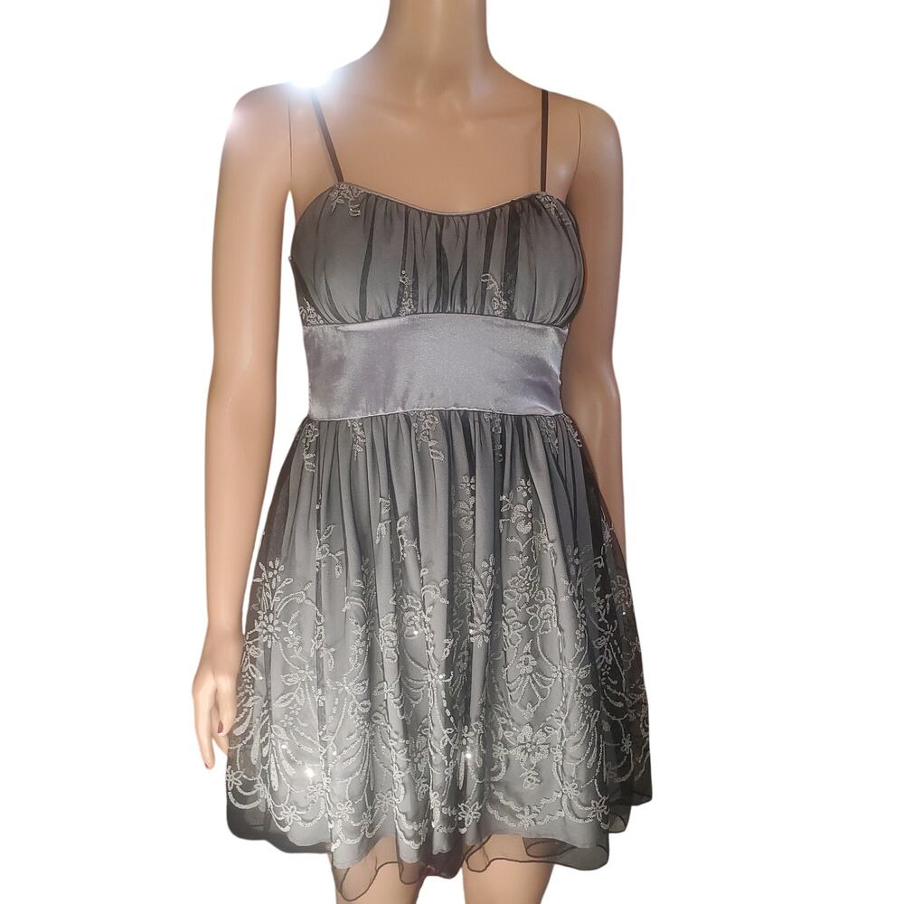 Trixxi Gray Black Tulle Sequin Party Dress Juniors Size 3 Party Wedding Event
